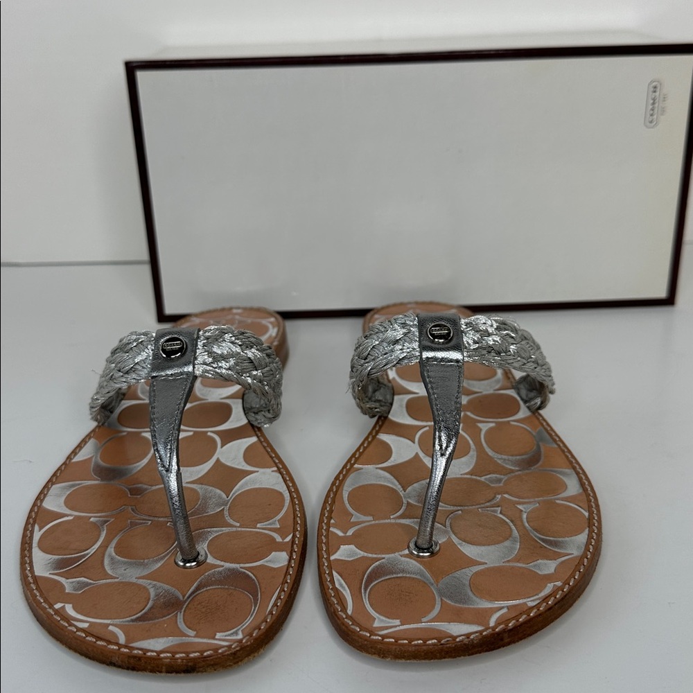 Vintage Coach Robyn Braided Thong Sandal Women's Size 10 Silver Signature C Logo - Picture 6 of 14